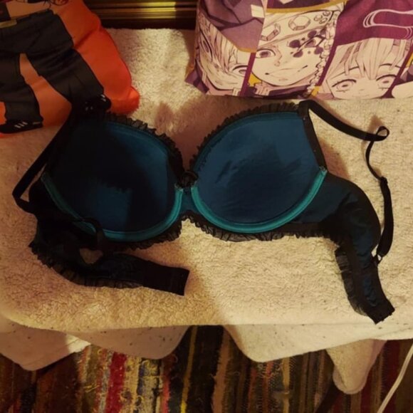 Teal & black polka dot 34c bra with ruffles - Picture 5 of 9